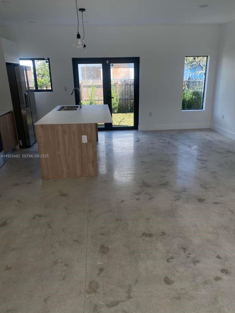 6233 NW 20th Ave # A