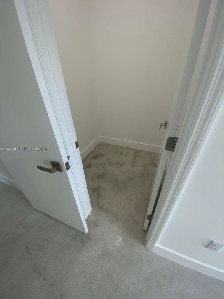 6233 NW 20th Ave # A