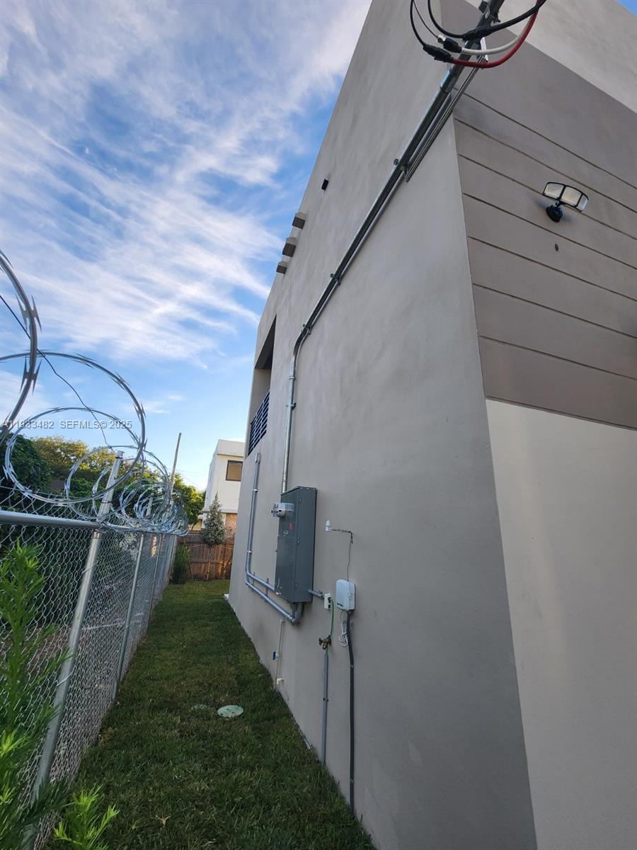 6233 NW 20th Ave # A