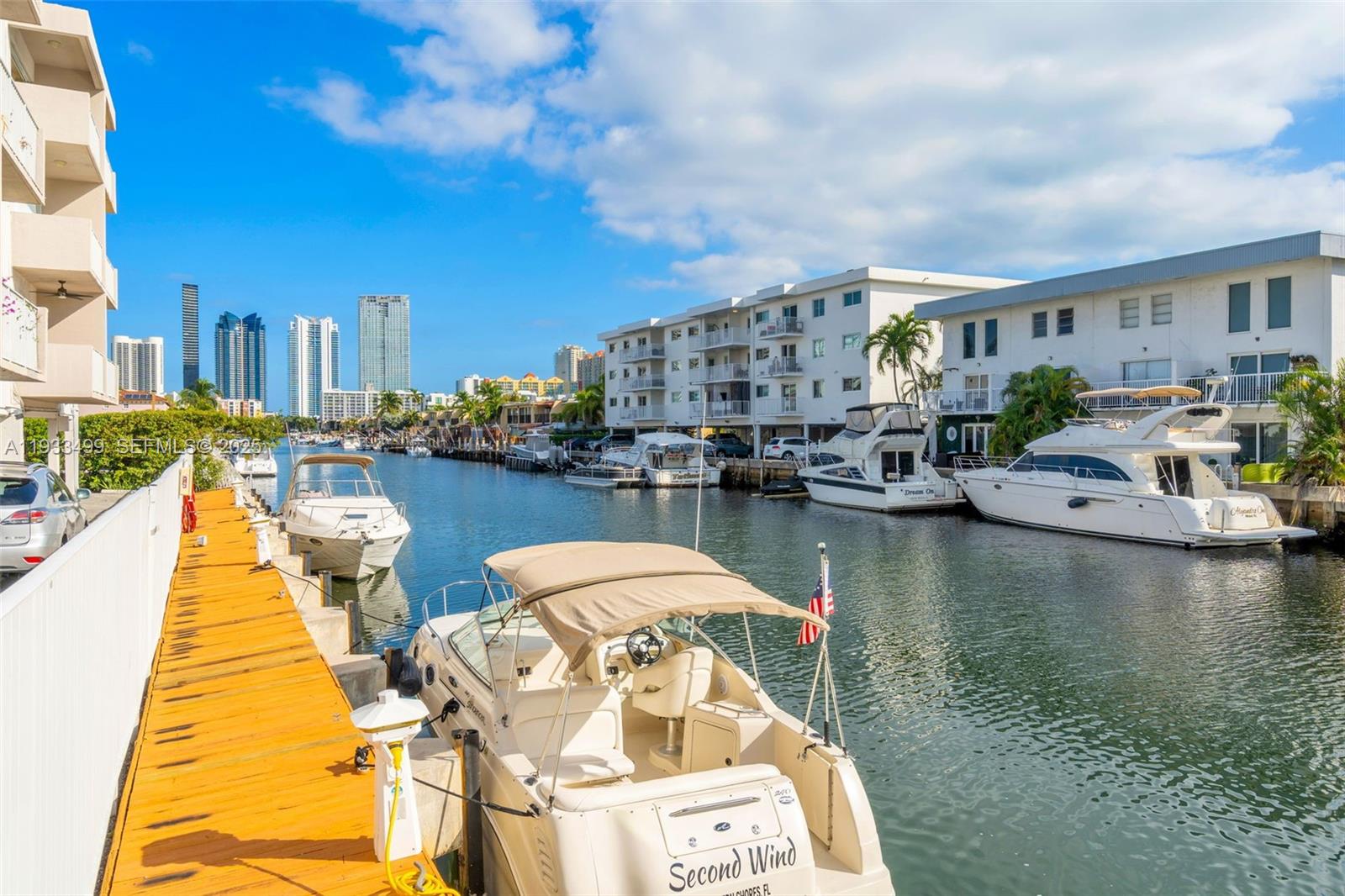 3716 NE 168th St # 302