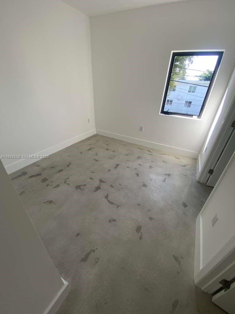 6233 NW 20th Ave # B