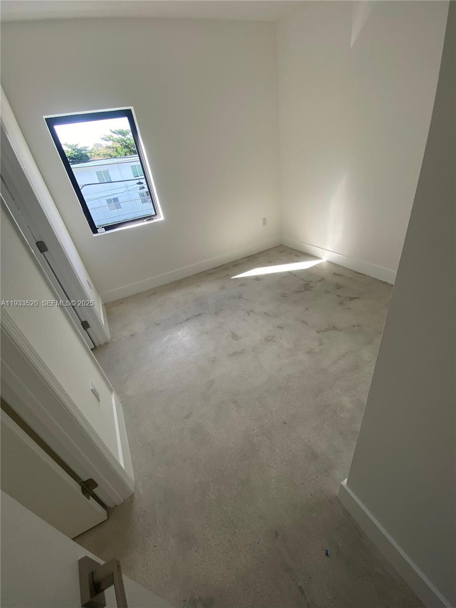 6233 NW 20th Ave # B