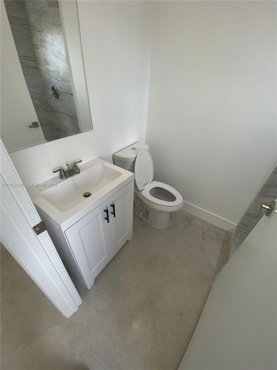 6233 NW 20th Ave # B