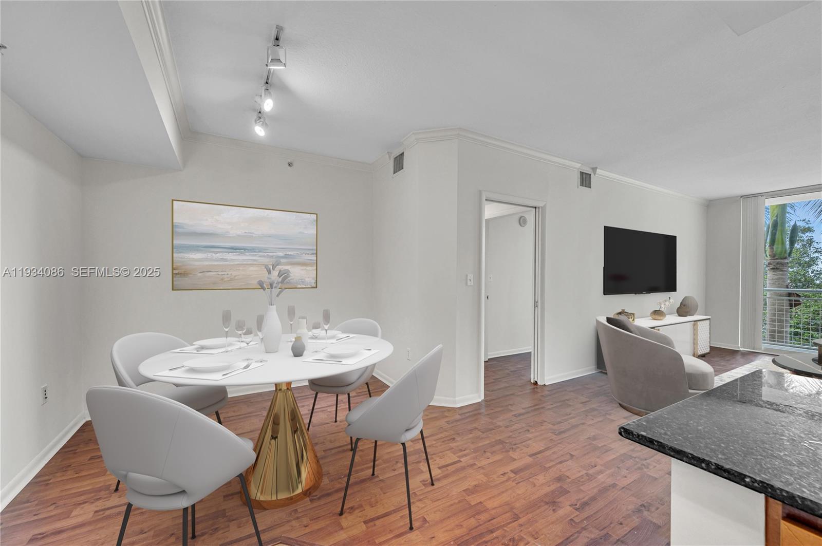 2000 N Bayshore Dr # 316