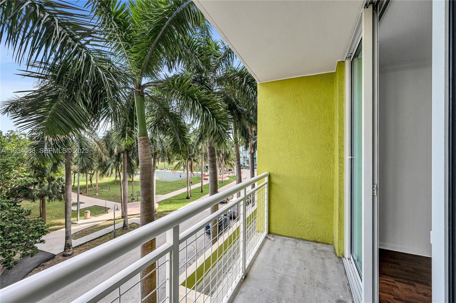 2000 N Bayshore Dr # 316