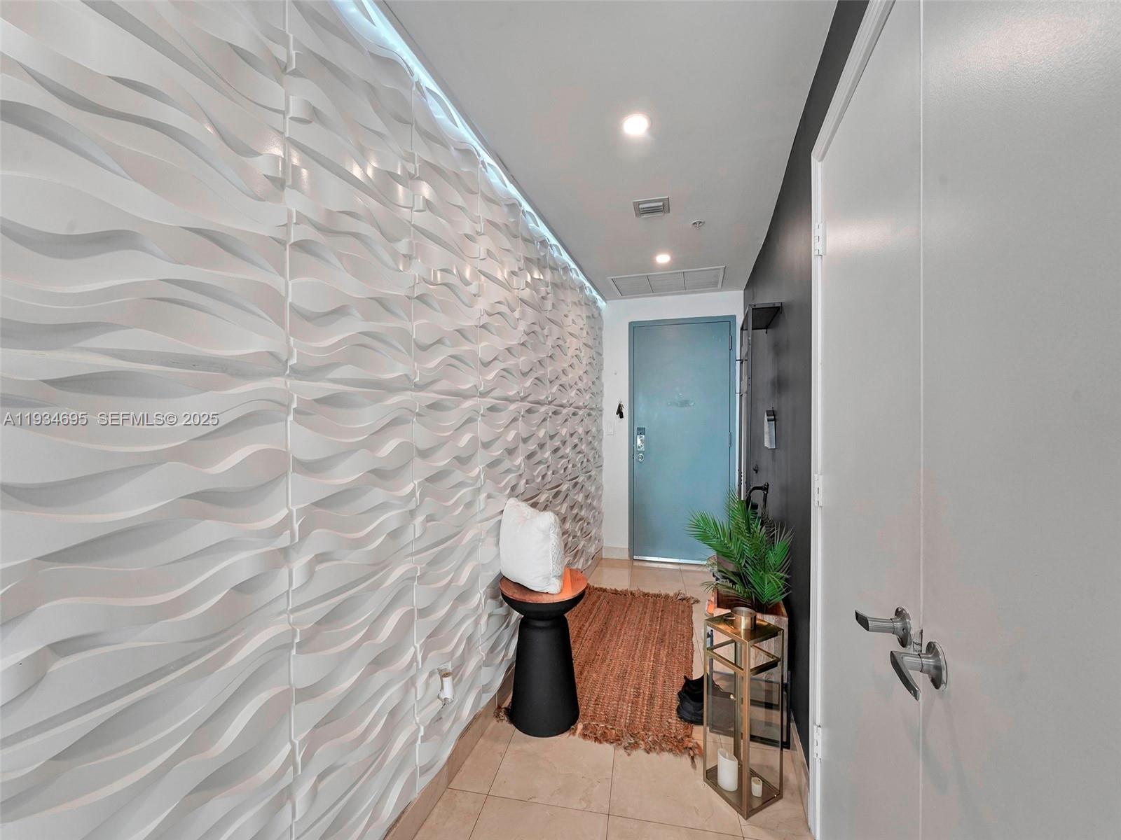 601 NE 36th St # 1801