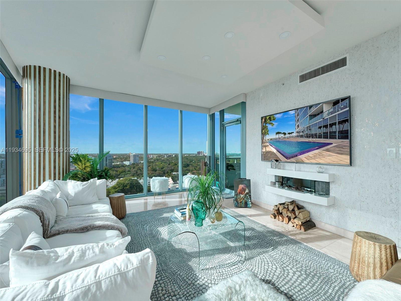 601 NE 36th St # 1801