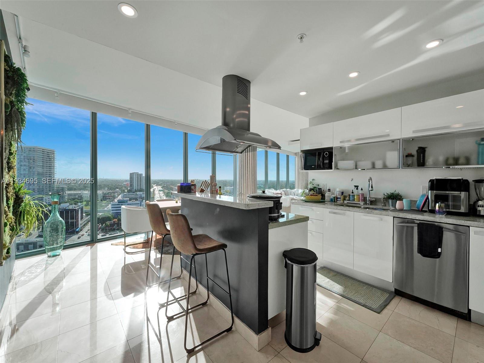 601 NE 36th St # 1801