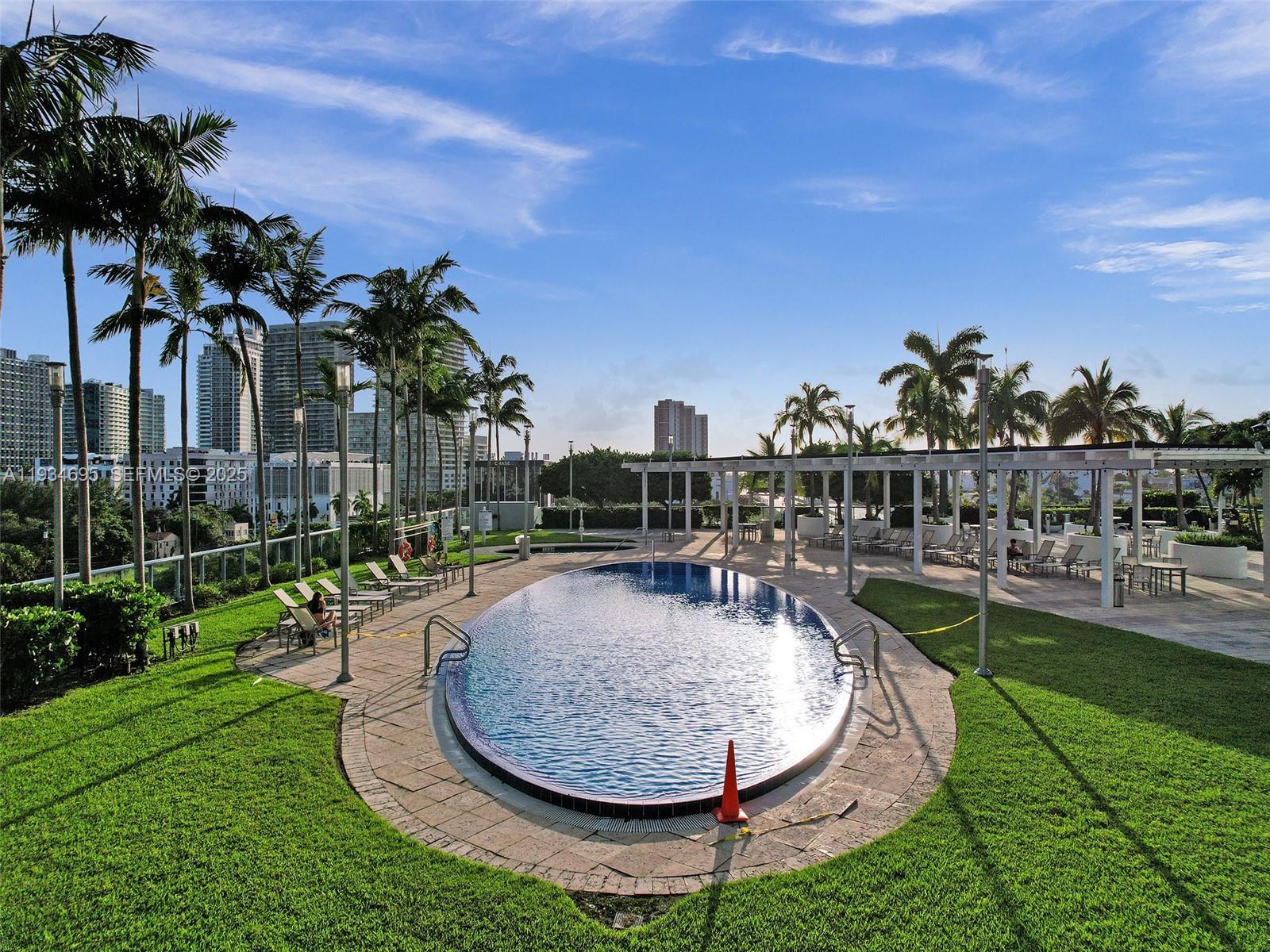 601 NE 36th St # 1801