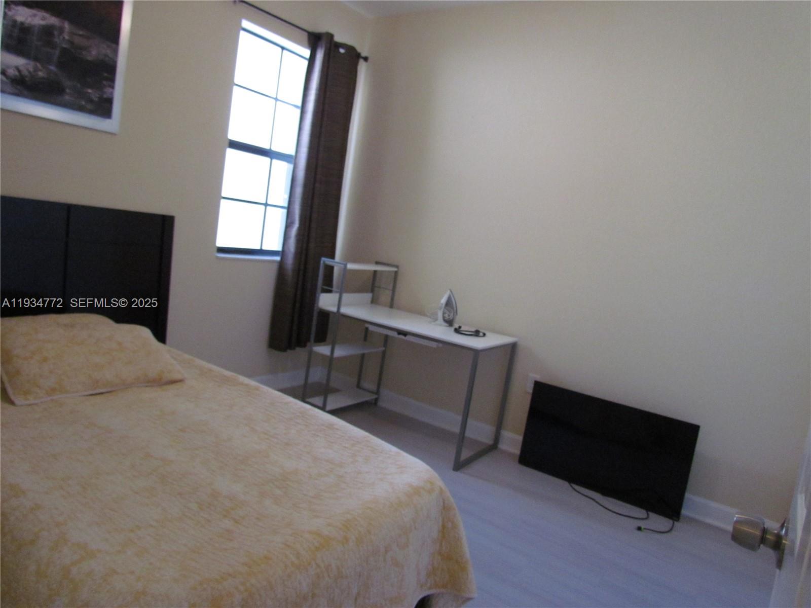 11564 SW 151st Ave # 11564