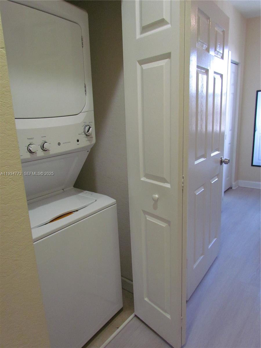 11564 SW 151st Ave # 11564