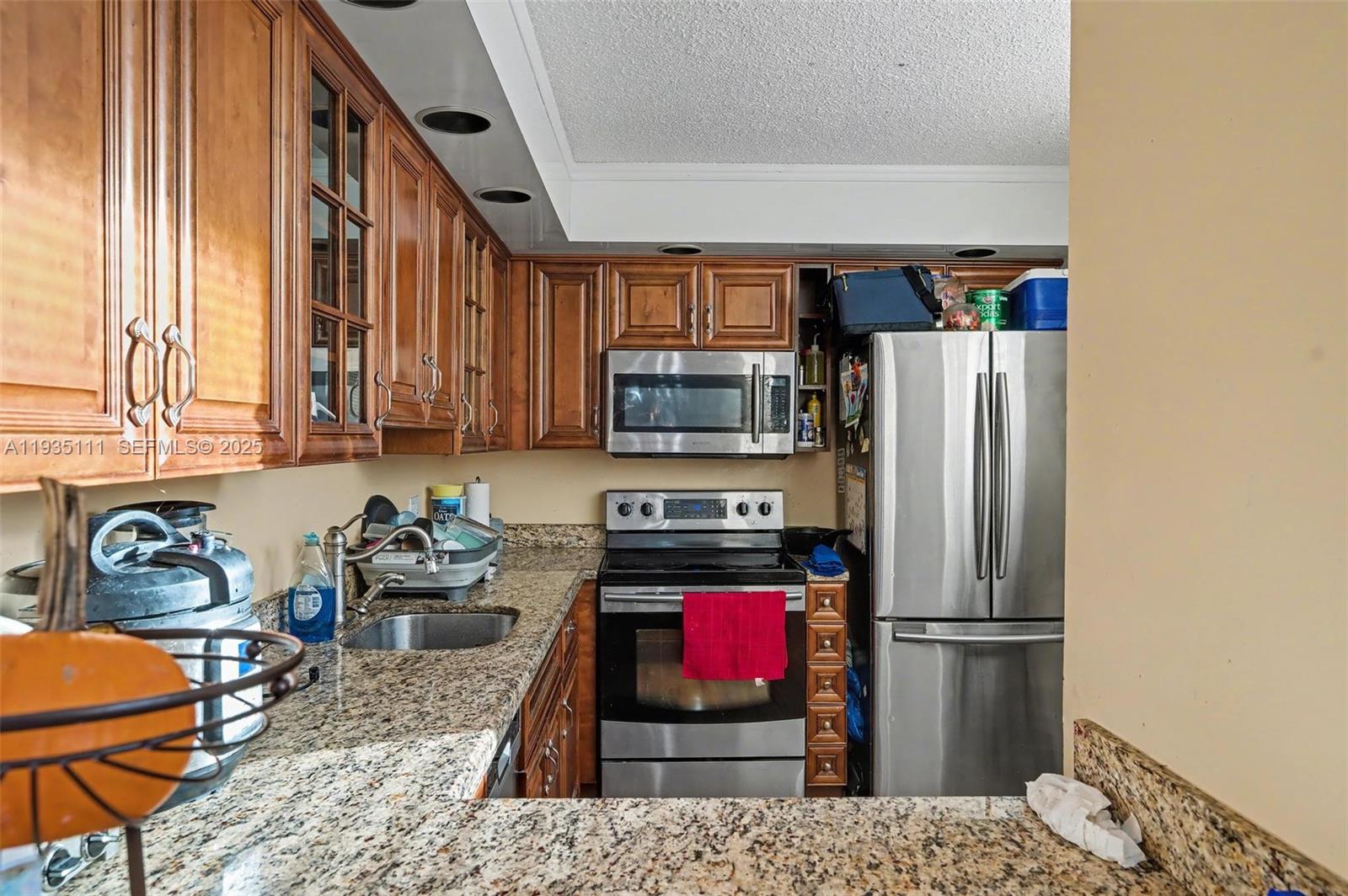 9440 Live Oak Pl # 404