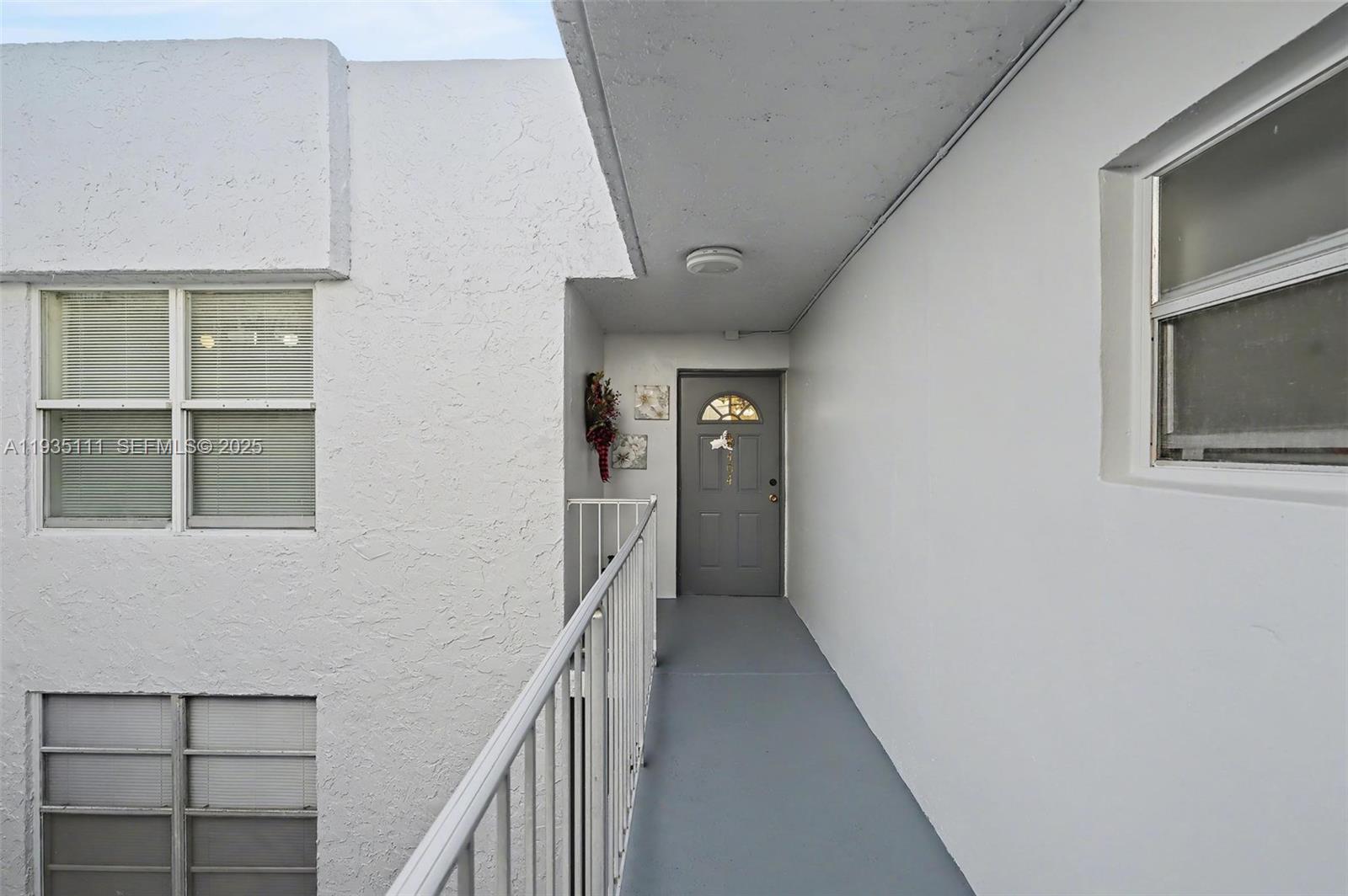 9440 Live Oak Pl # 404