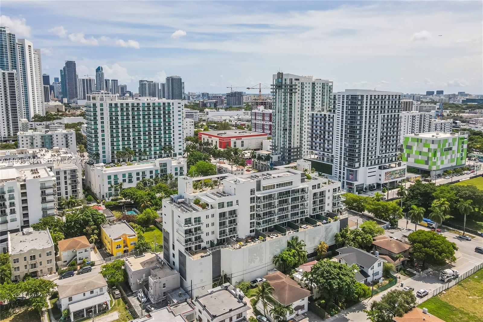 321 NE 26th St # 508