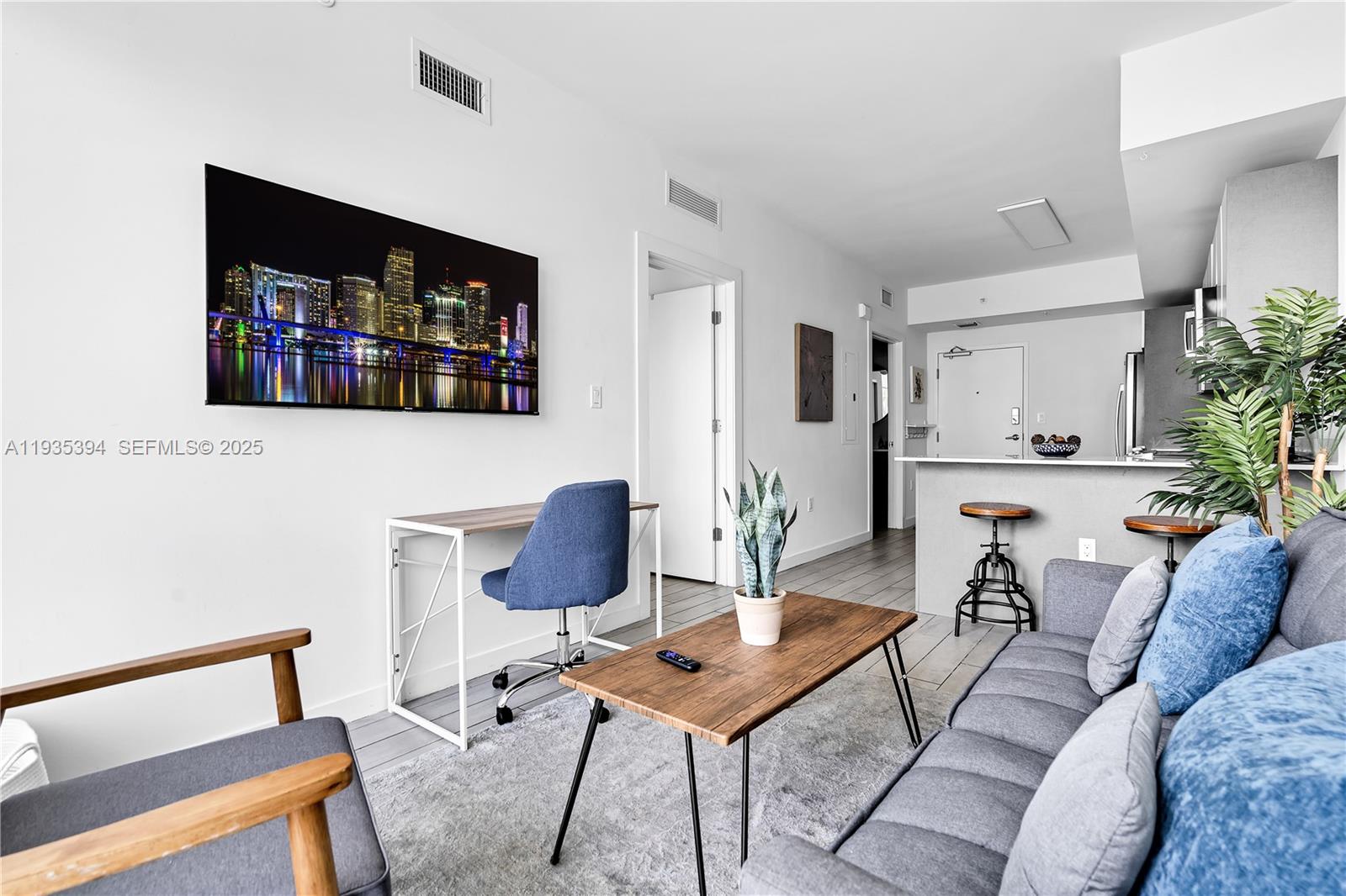 321 NE 26th St # 508