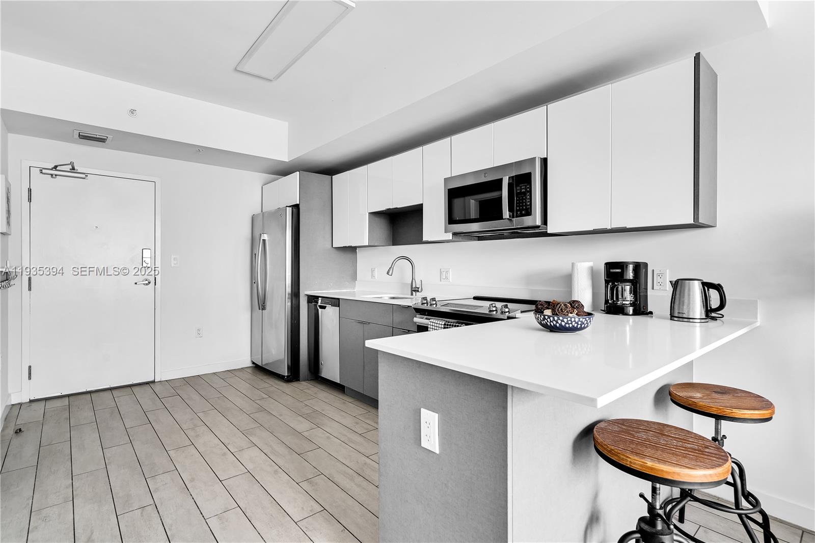 321 NE 26th St # 508