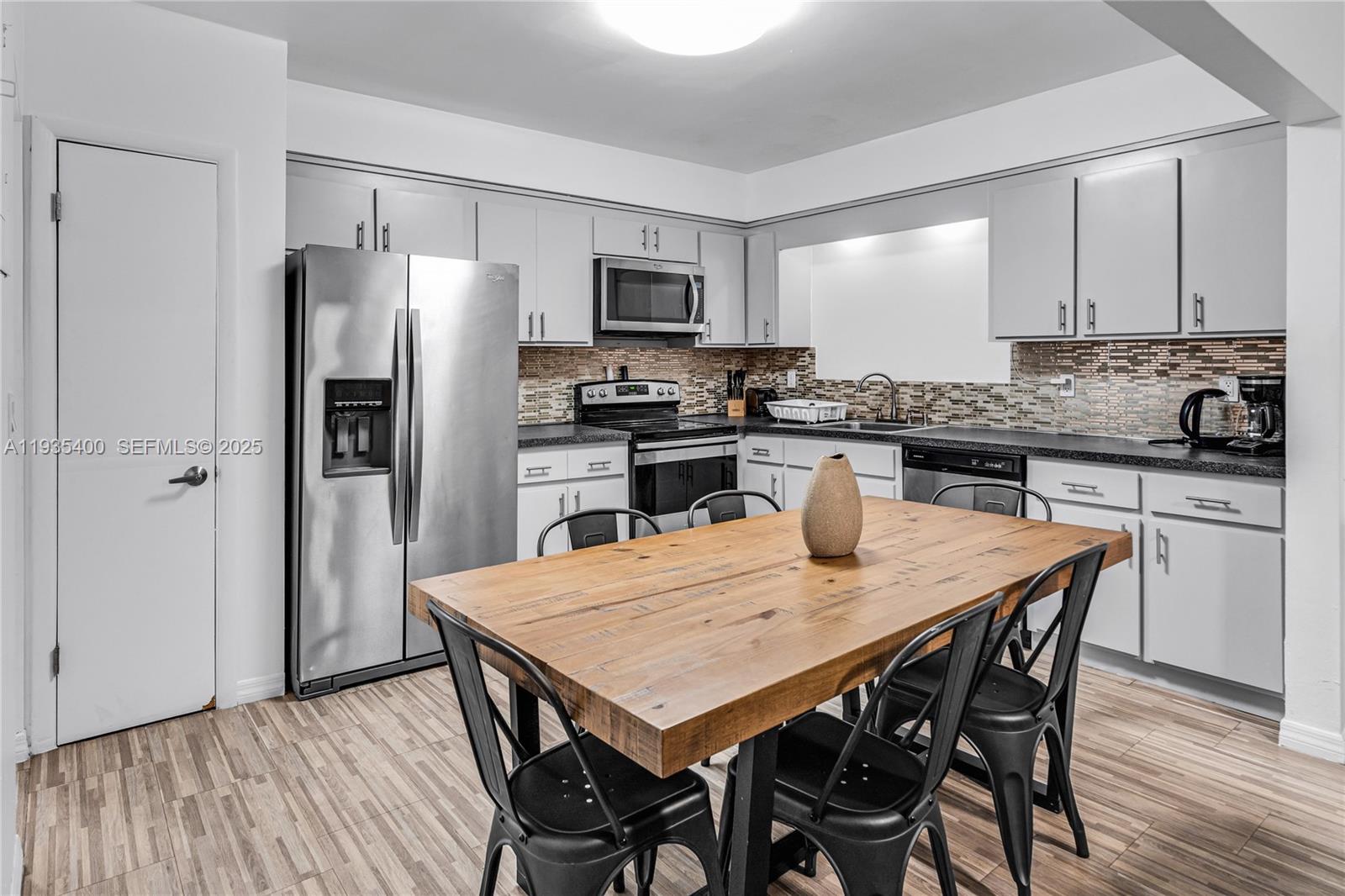 977 SW 10th St. # 927