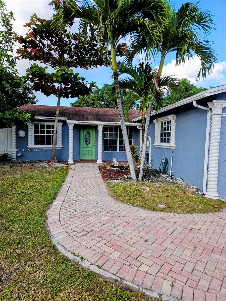 7601 Kimberly Blvd Unit: Main