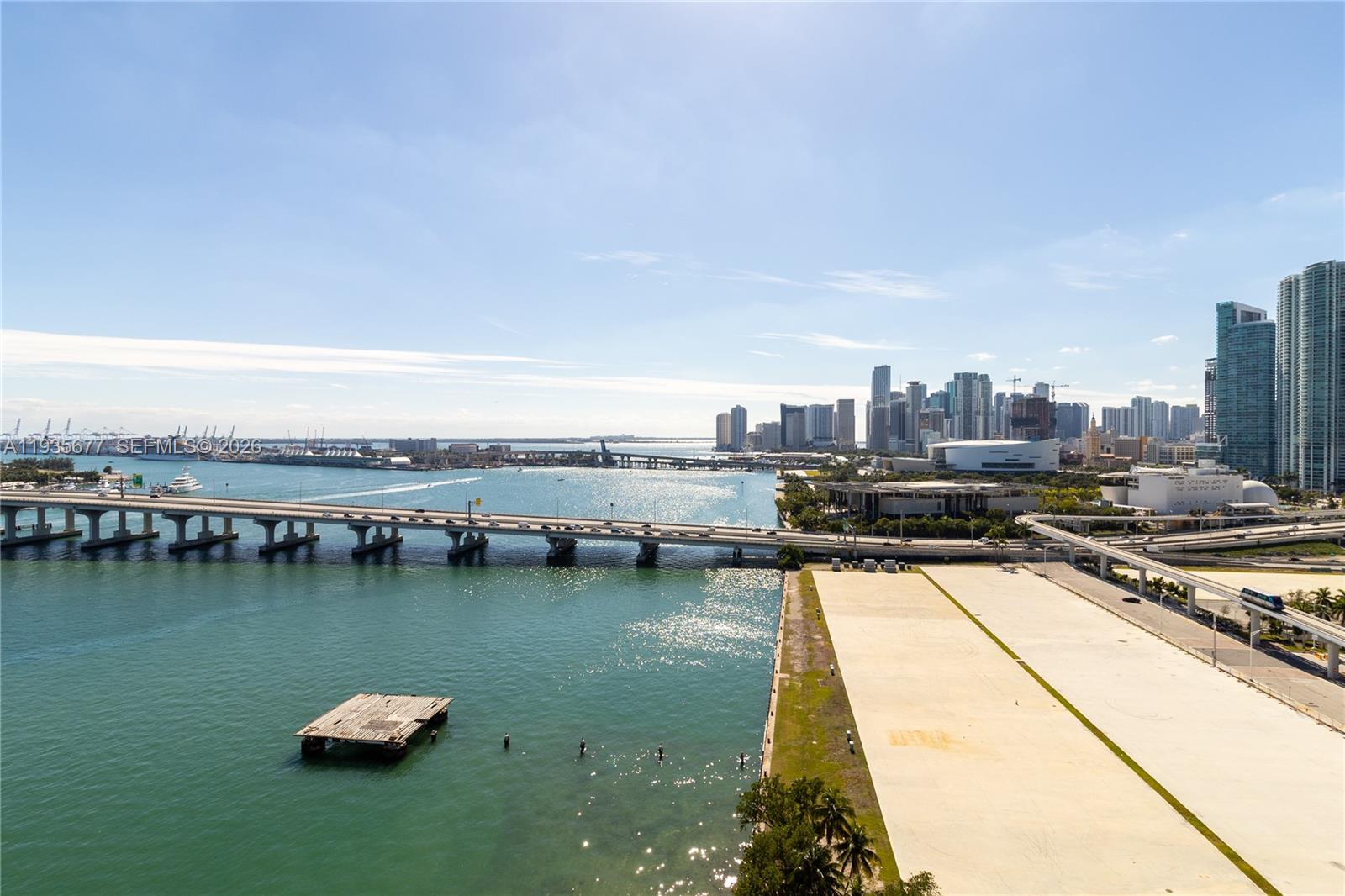 555 NE 15th St # 30H