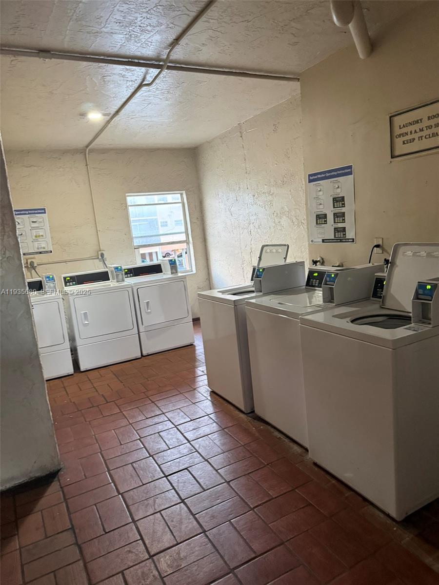 6070 W 18th Ave # 202