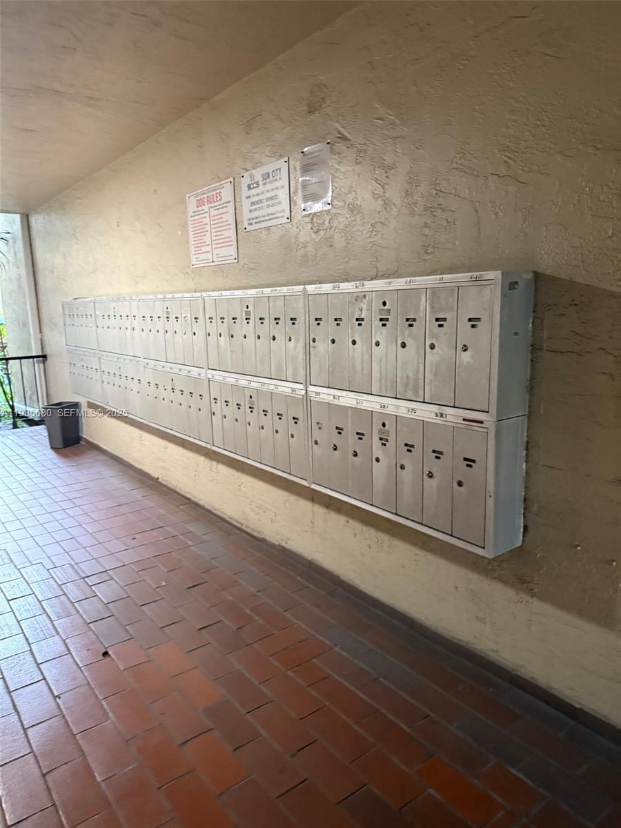 6070 W 18th Ave # 202