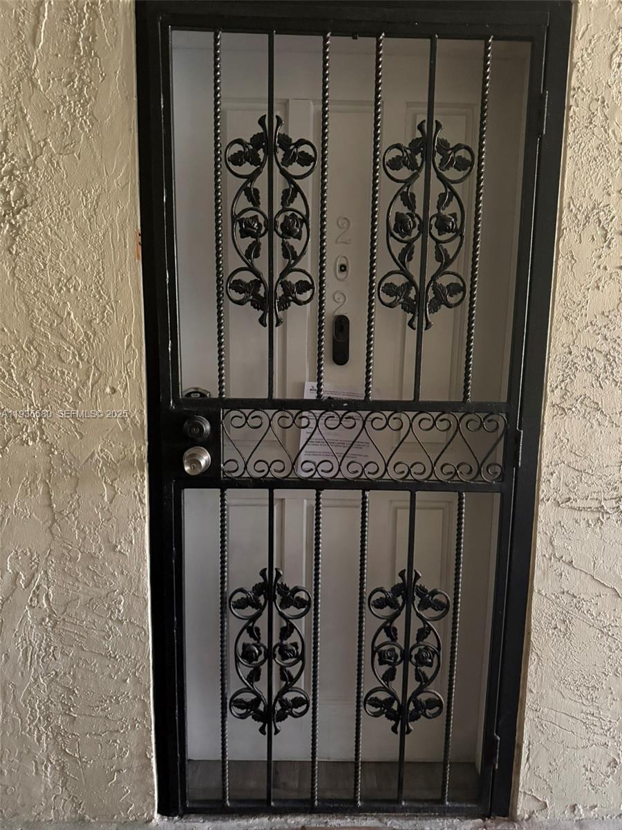 6070 W 18th Ave # 202