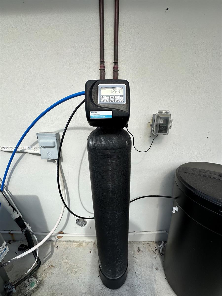 9070 SW 183rd Ter