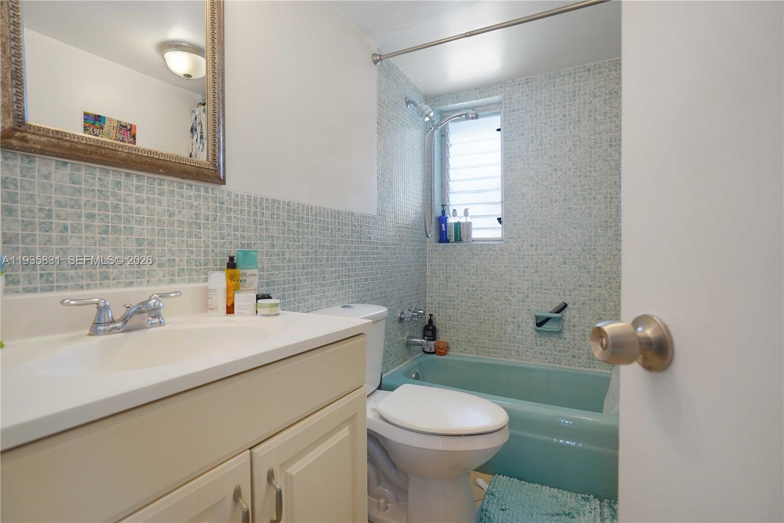 1340 Lincoln Rd # 807