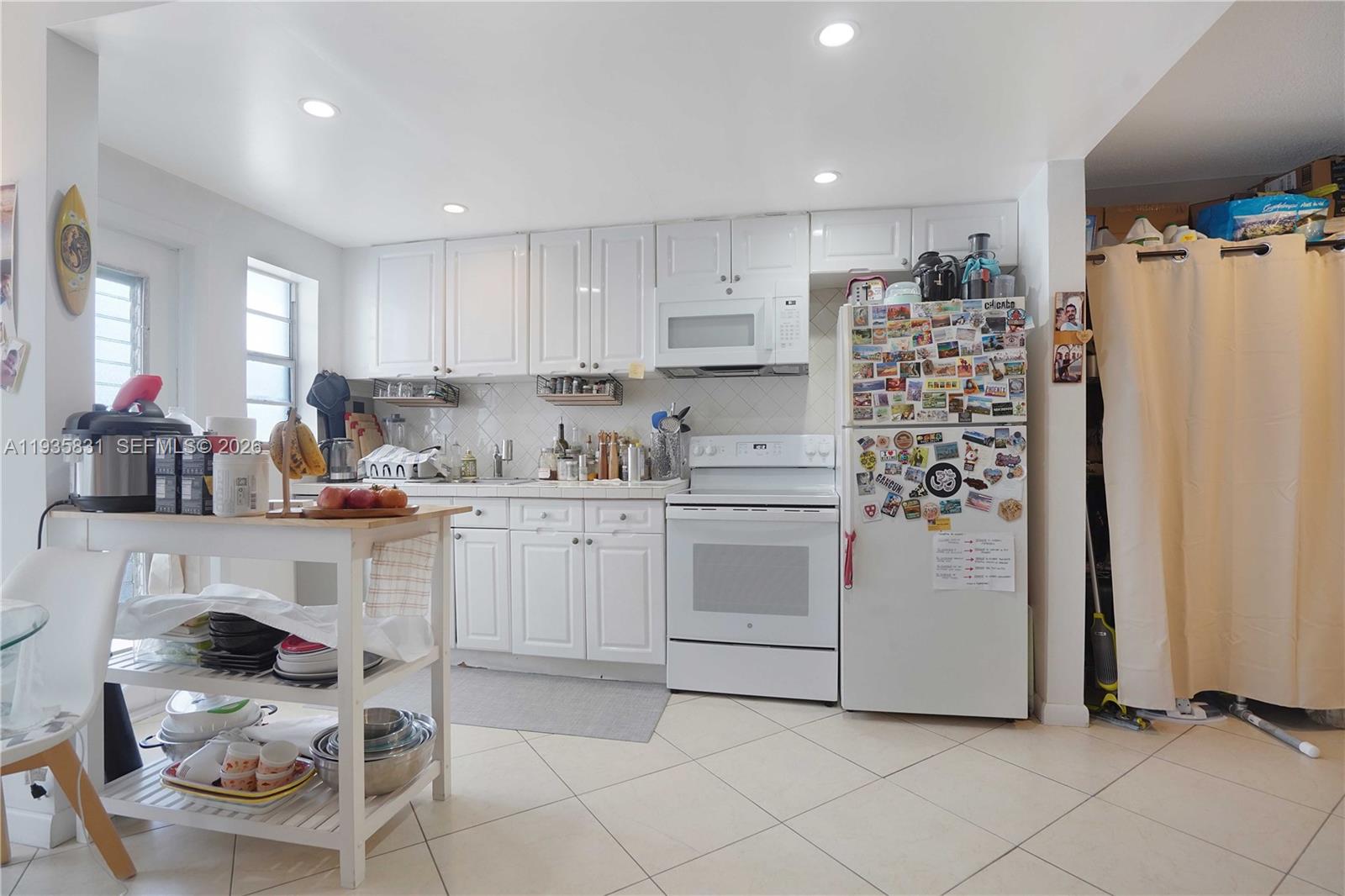 1340 Lincoln Rd # 807