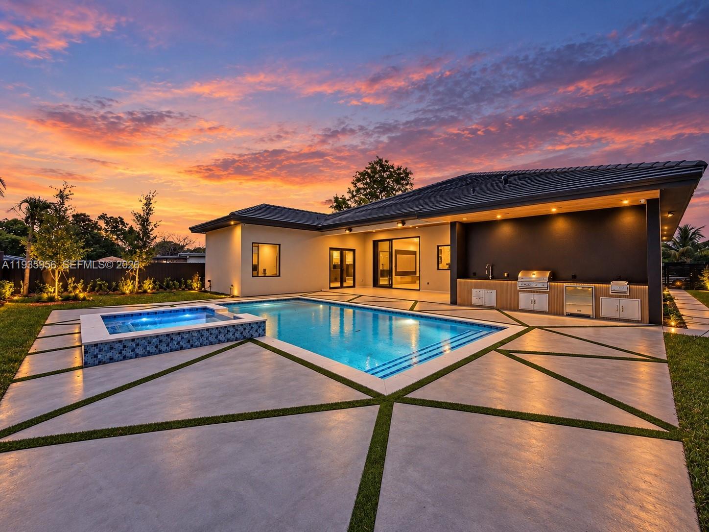 1130 SW 86th Ct