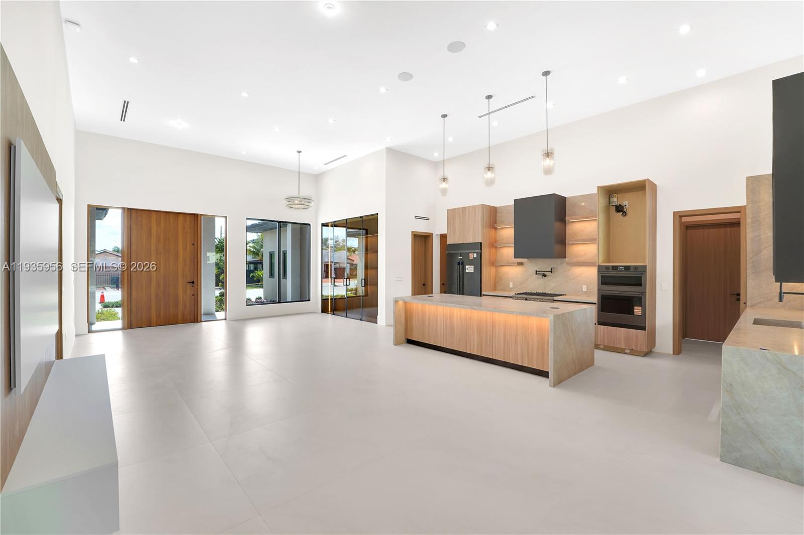 1130 SW 86th Ct