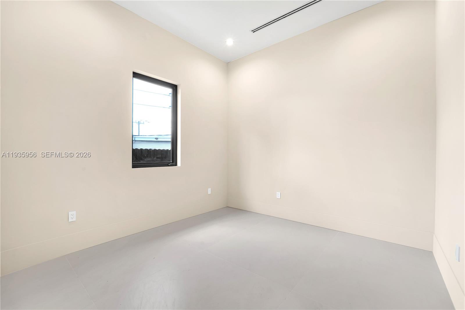 1130 SW 86th Ct