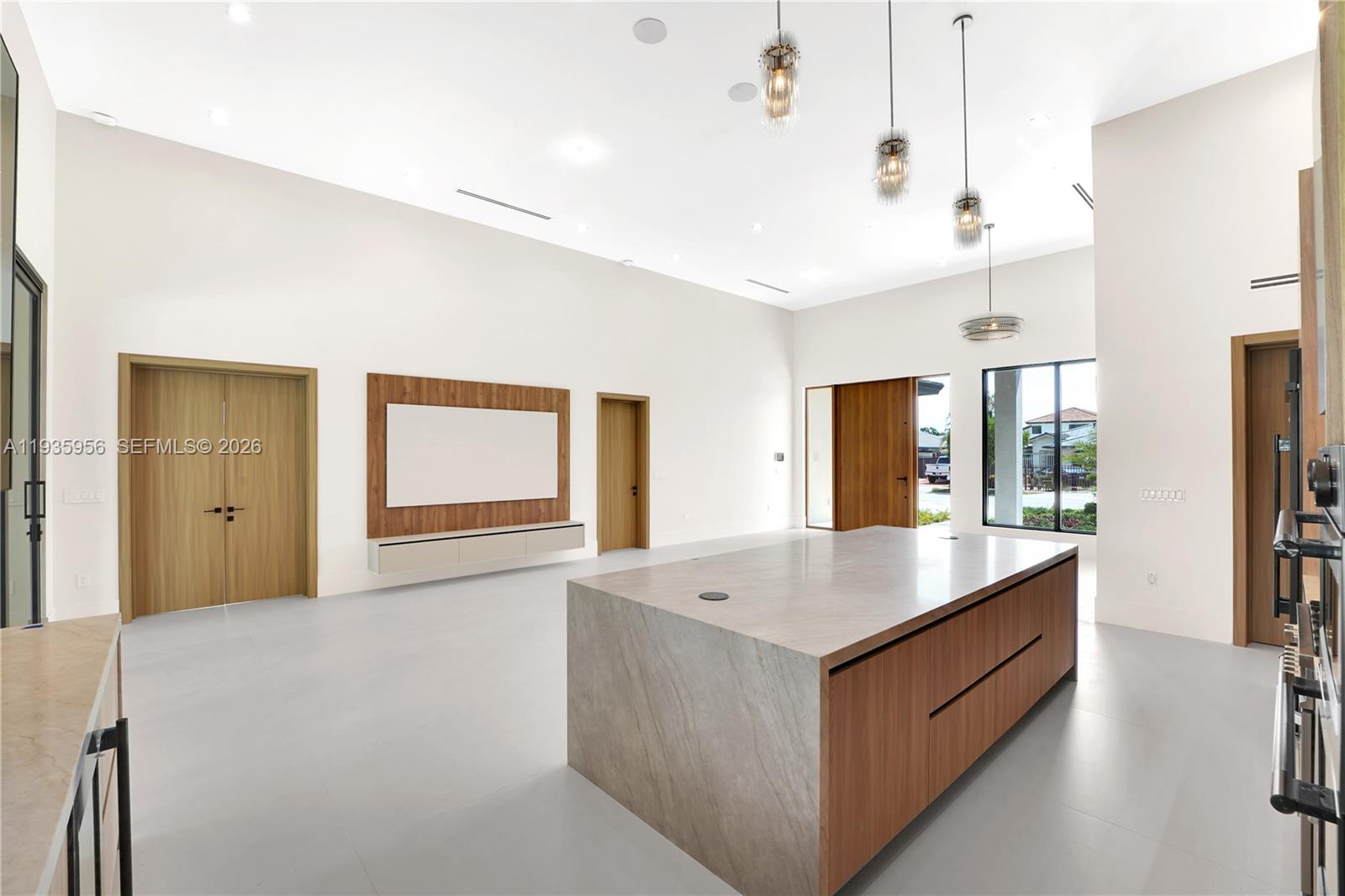 1130 SW 86th Ct