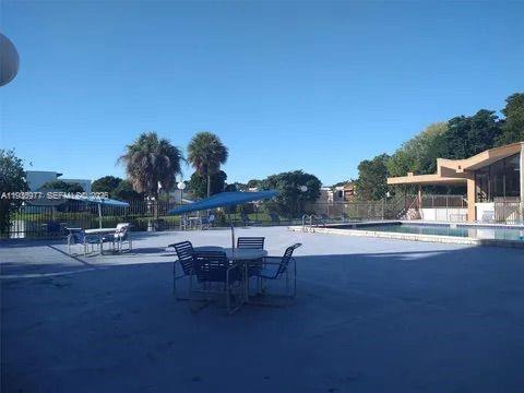 8897 Fontainebleau Blvd # 408