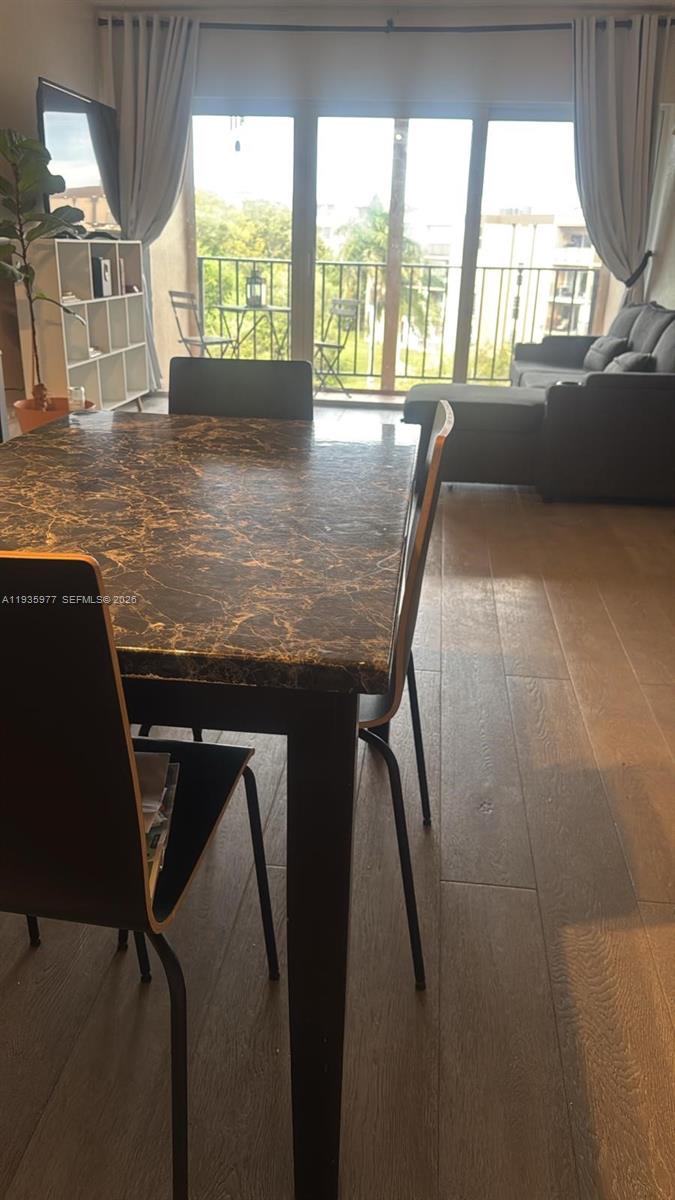 8897 Fontainebleau Blvd # 408