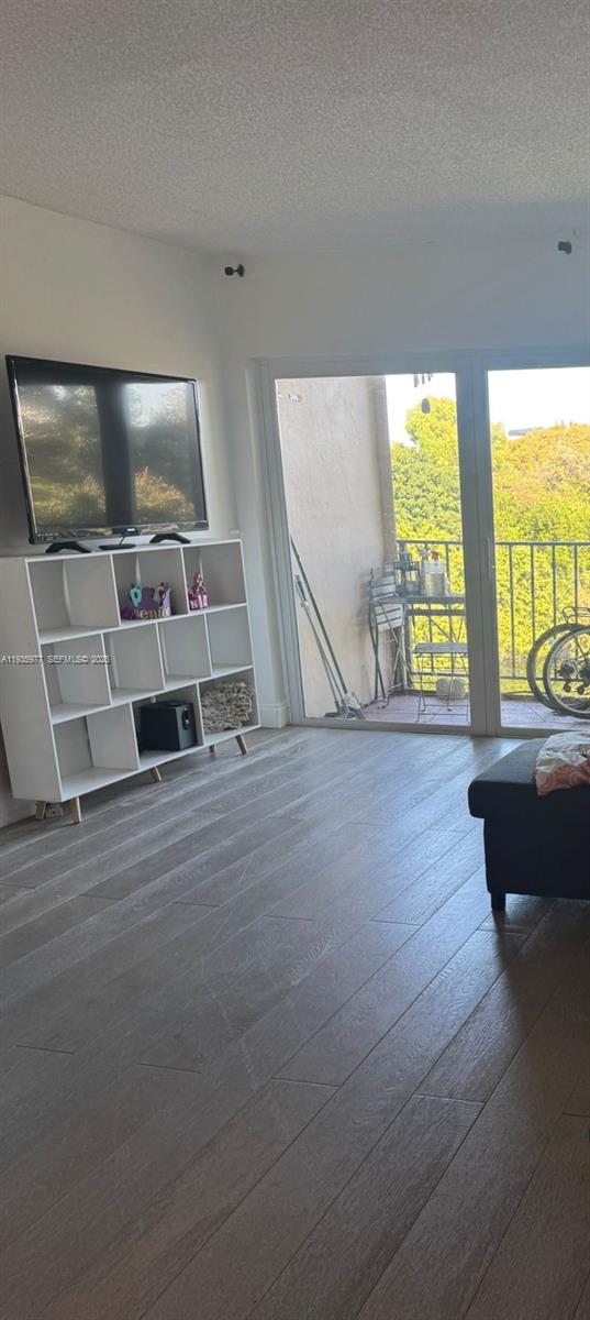 8897 Fontainebleau Blvd # 408