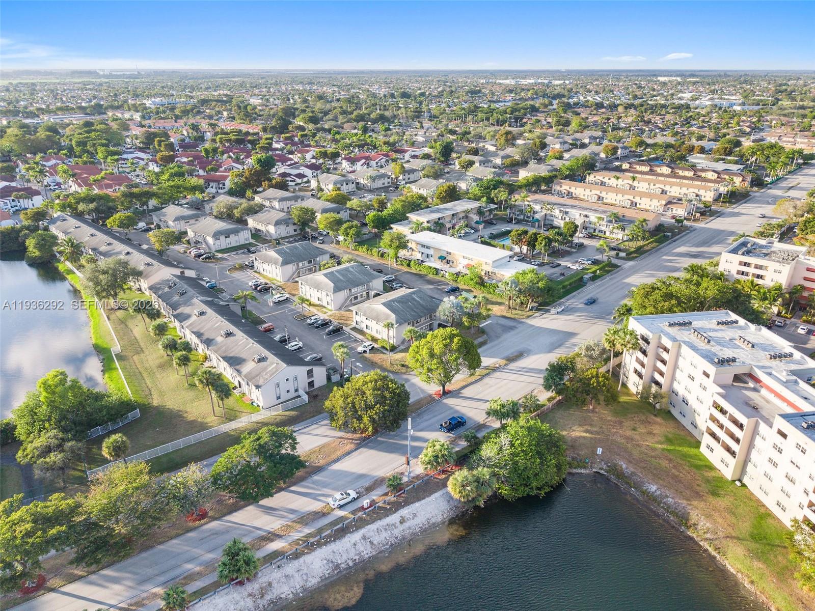 7662 SW 152nd Ave # 22 Unit: 3-22