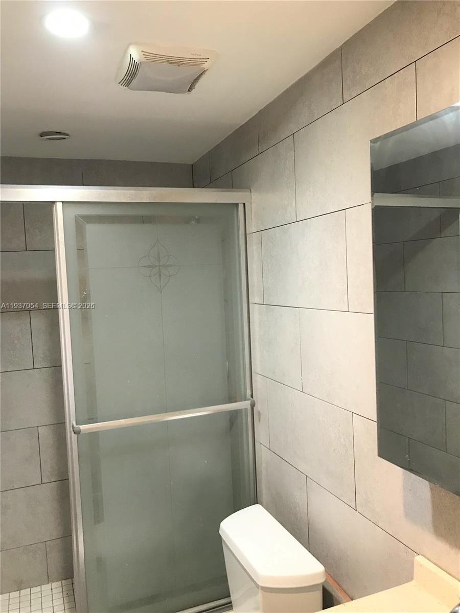10000 NW 80 Ct # 2543