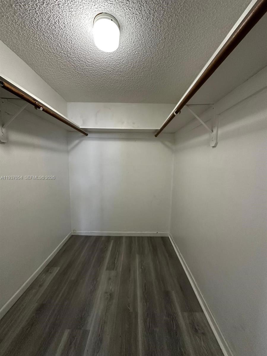 10000 NW 80 Ct # 2543
