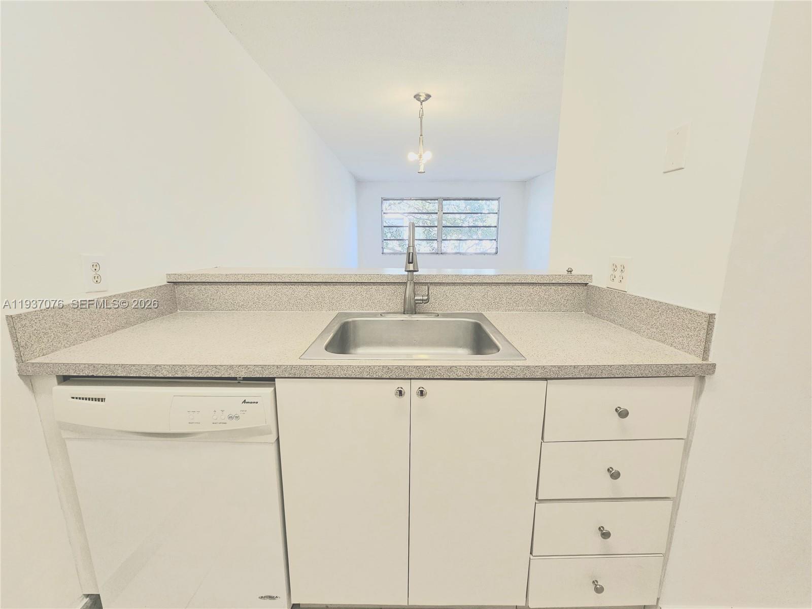 1225 NE 124th St # 34B