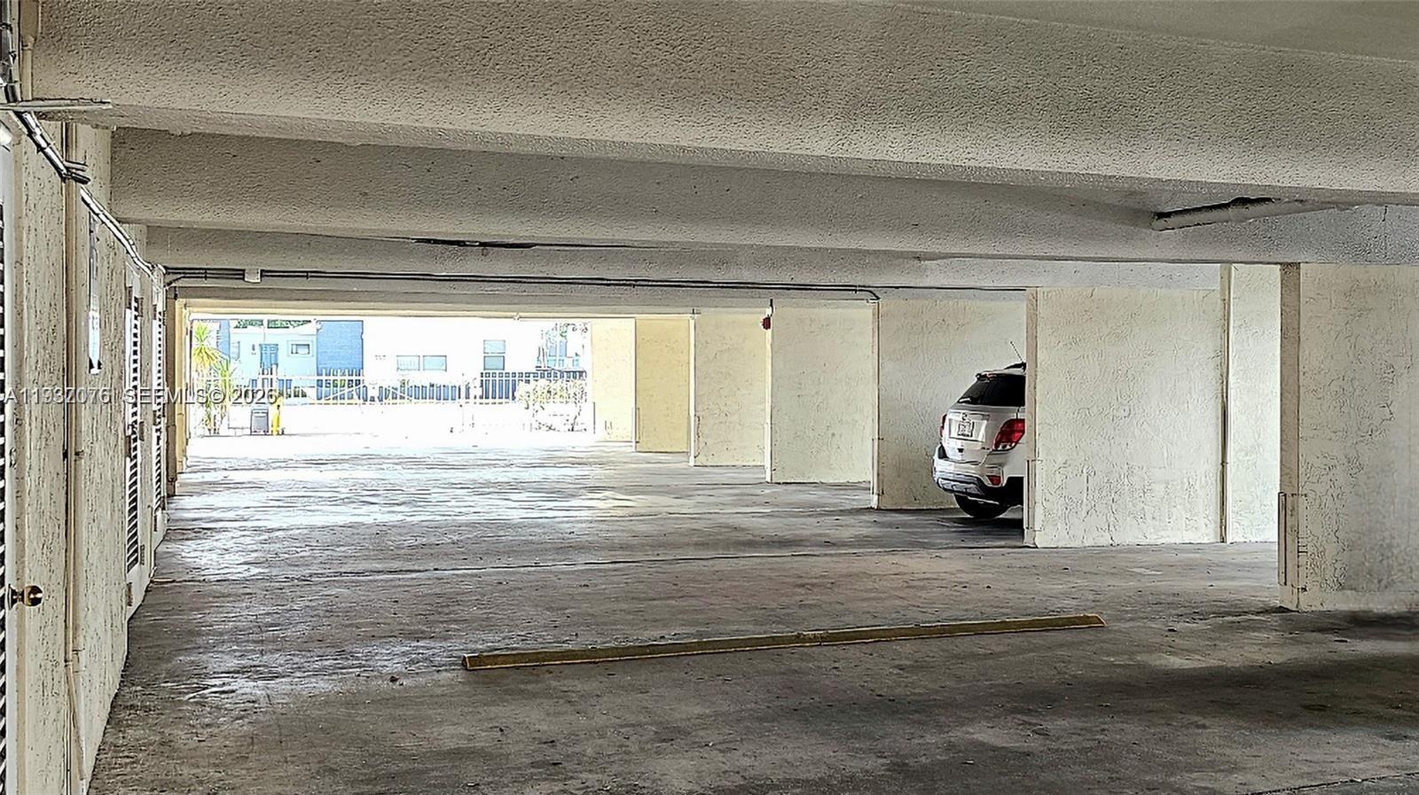 1225 NE 124th St # 34B