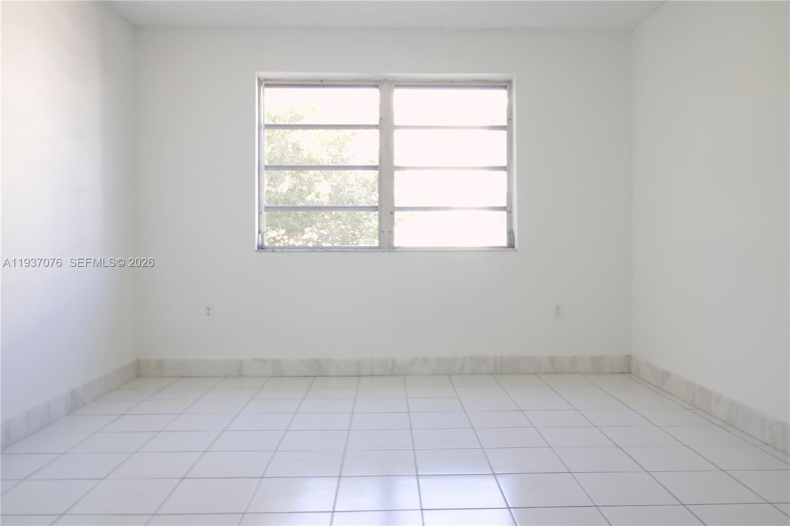 1225 NE 124th St # 34B