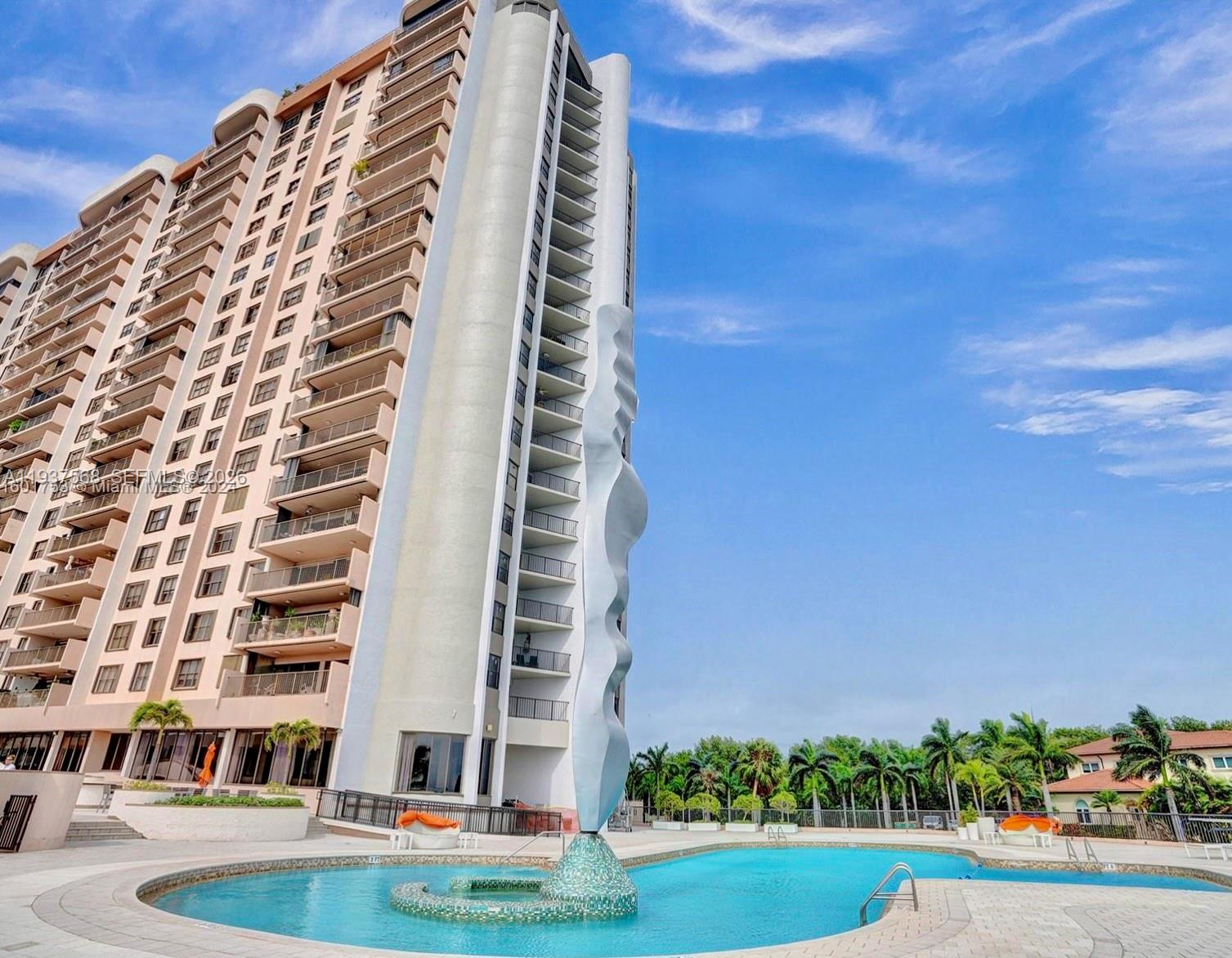 1800 NE 114th St # 411