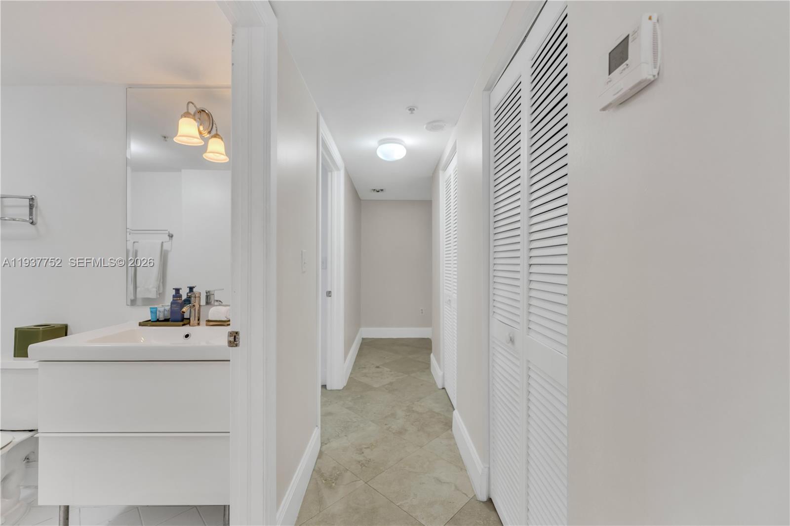 2951 S Bayshore Dr # 717