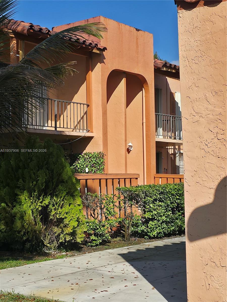 7160 Fairway Dr # J6