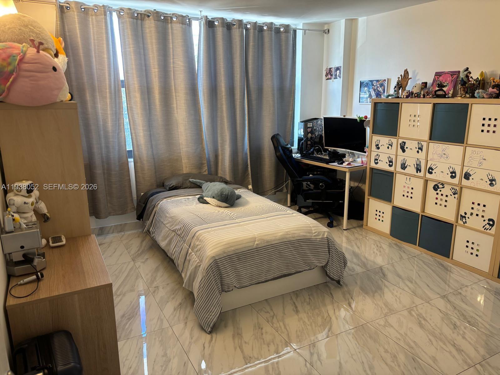 10101 E Bay Harbor Dr # 309