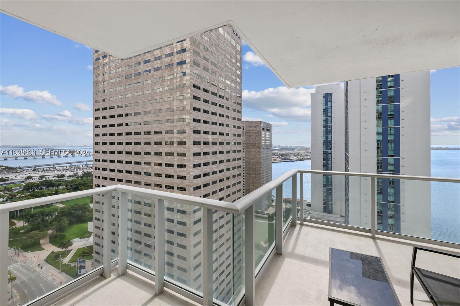 300 S Biscayne Blvd # 2616 Unit: T-2616