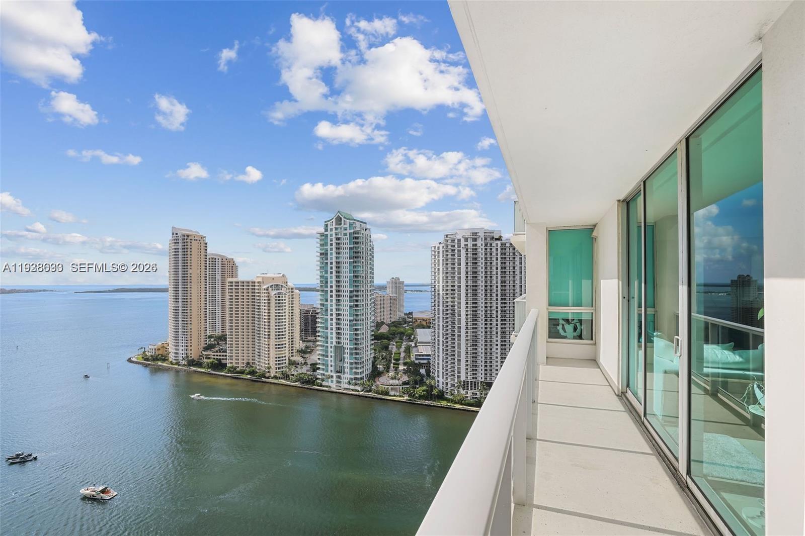 300 S Biscayne Blvd # 2616 Unit: T-2616