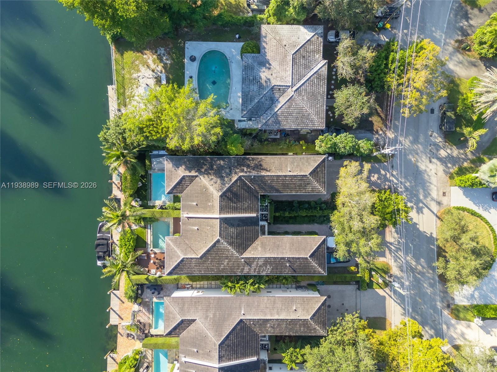 4819 University Drive # 4819