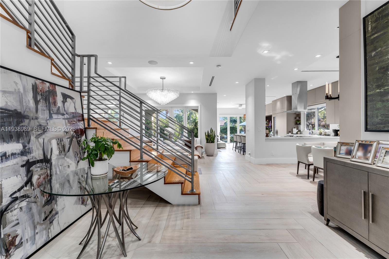 4819 University Drive # 4819